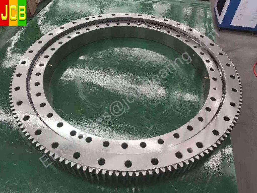 External Gear Four-Point Contact